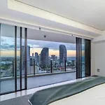 Stunning And Spacious Apartment With Ocean Views Sierra Grand Broadbeach - Gchm